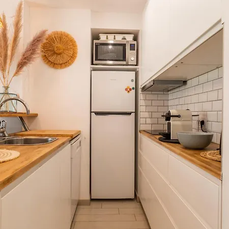 Cozy 1-br Heart Of Palm District Apartmán *